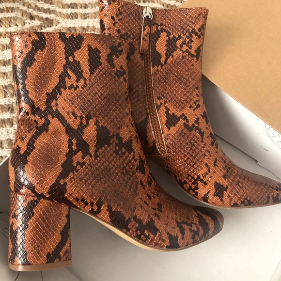 Urban Outfitters Shoes - Urban Outfitters Alana Snake Boot size 7 in women